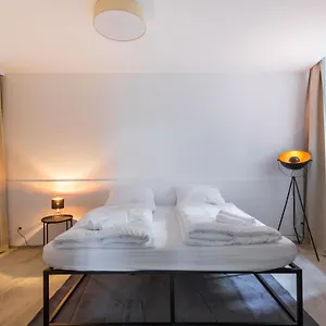 servus-at-naschmarkt.vienna-besthotels.com/